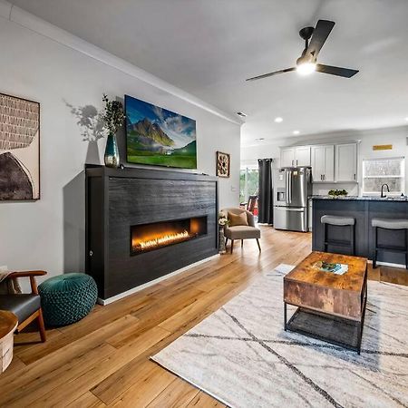 *Dog Friendly*Modern Home-Minutes To Dollywood, Gatlinburg, Smoky Mountains & Pigeon Forge! Экстерьер фото