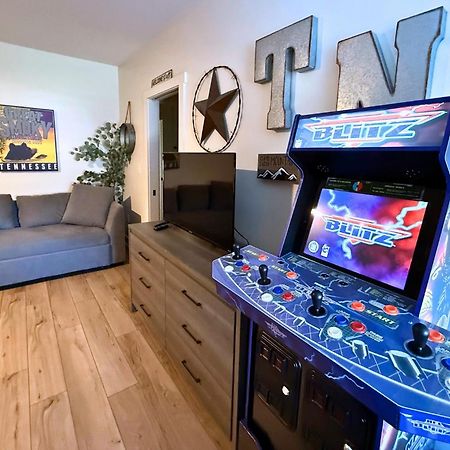 *Dog Friendly*Modern Home-Minutes To Dollywood, Gatlinburg, Smoky Mountains & Pigeon Forge! Экстерьер фото