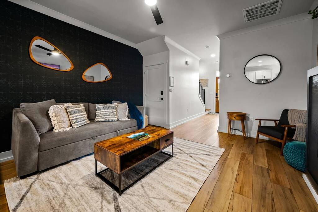 *Dog Friendly*Modern Home-Minutes To Dollywood, Gatlinburg, Smoky Mountains & Pigeon Forge! Экстерьер фото