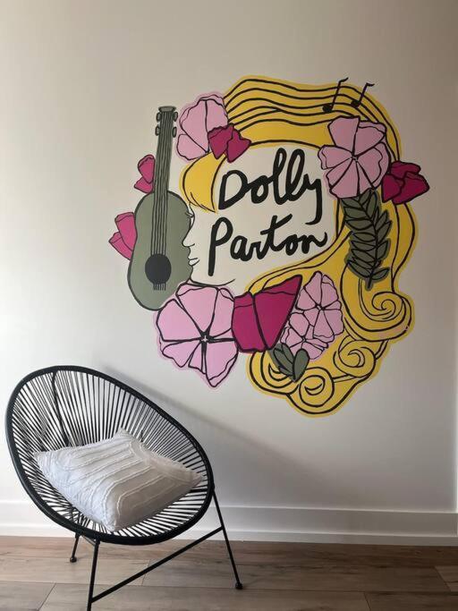 *Dog Friendly*Modern Home-Minutes To Dollywood, Gatlinburg, Smoky Mountains & Pigeon Forge! Экстерьер фото